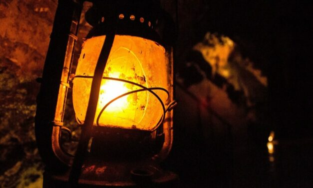 The Easy Guide To Camping Lanterns